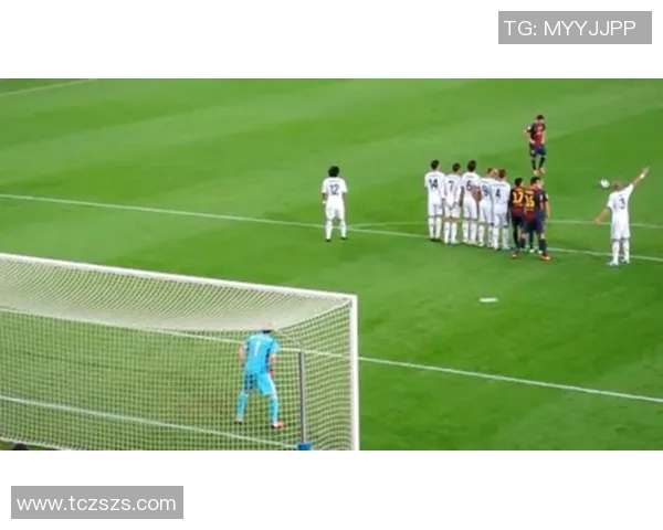 足球明星抠像视频揭秘球场背后的故事与精彩瞬间