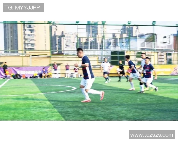 杭州足球队在城市联赛中以71分稳居榜首展现强劲实力